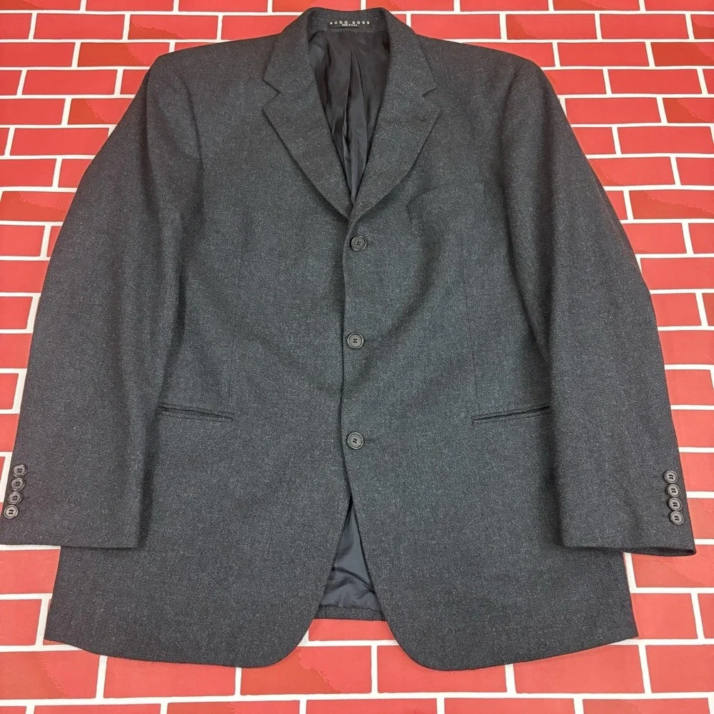Hugo Boss Blazer Sport Coat Mens 44R Gray Wool Angora Tweed Neiman Marcus USA